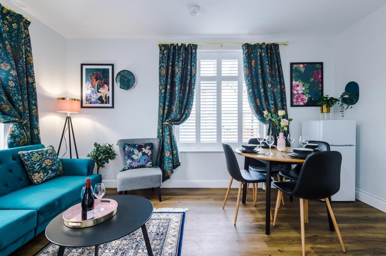 Hearsall Place Serviced Apartment Coventry Exterior photo